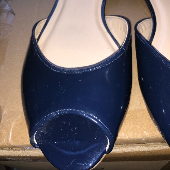 NWT Talbots Patrice Navy Leather Flats, Size 8.5 - Picture 2 of 8